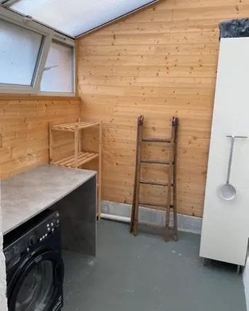 Grand 3 Chambres Avec Patio